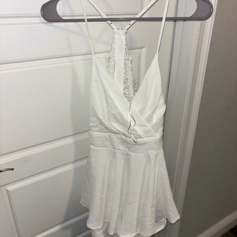 Elegant White Sleeveless Romper
